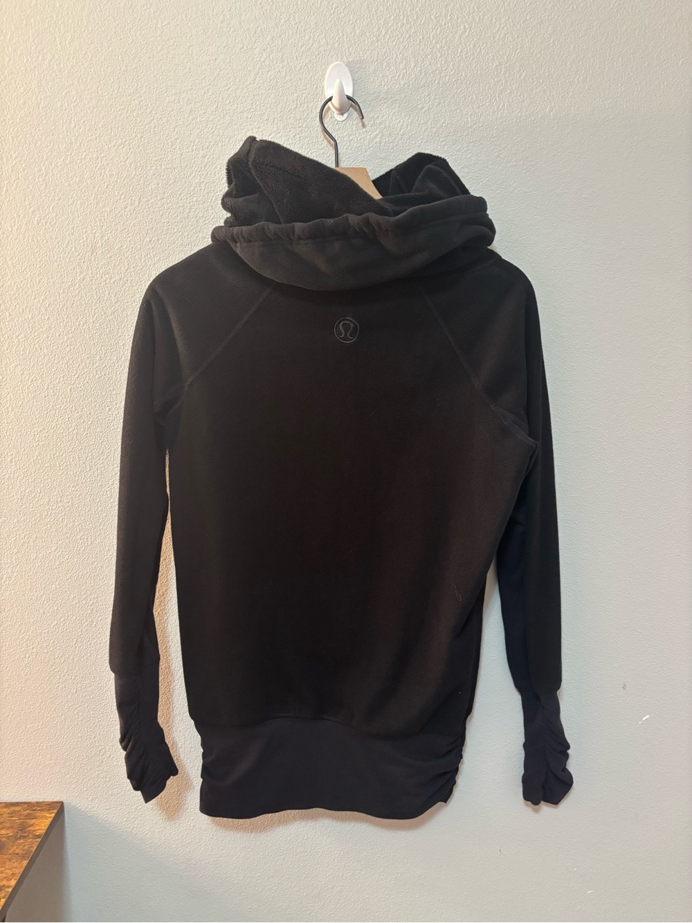 lululemon athletica scuba Black Minimalist Logo